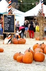 MOLLY SIMS at Mr. Bones Pumpkin Patch in West Hollywood