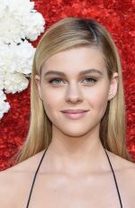 NICOLE PELTZ at God’s Love We Deliver Golden Heart Awards in New York