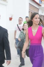 PIPPA MIDDLETON at an Wedding in Italy