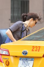 RACHEL WEISZ Hailing a Taxi Cab in New York