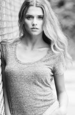 RAINA LAWSON - White Cross Shoot
