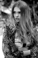 RAINA LAWSON - White Cross Shoot