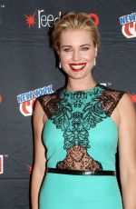 REBECCA ROMIJN at The Librarians Pres Conference at Comic-con in New York