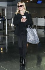 REESE WITHERSPOON Arrives JFK Airport in New York 2810