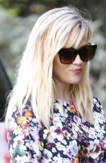 REESE WITHERSPOON Out and About in Brentwood 1610