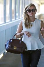 REESE WITHERSPOON Out and About in Los Angeles 0210