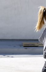 ROSIE HUNTINGTON-WHITELEY Leaves a Gym in Los Angeles 0610