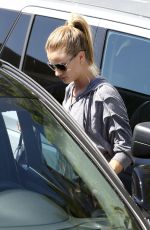 ROSIE HUNTINGTON-WHITELEY Out and About in Los Angeles 0610