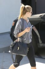ROSIE HUNTINGTON-WHITELEY Out and About in Los Angeles 0610