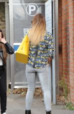 SAM FAIERS Arrives at Minnies Boutique in Brentwood