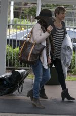 SARAH MICHELLE GELLAR Arrives at Airport in Sydney