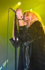 TAYLOR MOMSEN Performs at Emo