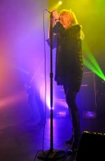 TAYLOR MOMSEN Performs at Emo