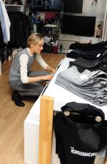 TAYLOR SCHILLING at Gap