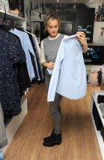 TAYLOR SCHILLING at Gap