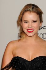 TAYLOR SPREITLER at Unicef’s Next Generation’s Masquerade Ball in Los Angeles