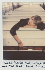 TAYLOR SWIFT - 1989 Album Polaroids