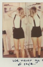 TAYLOR SWIFT - 1989 Album Polaroids