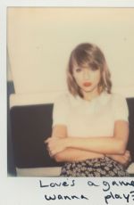 TAYLOR SWIFT - 1989 Album Polaroids