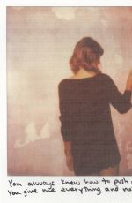 TAYLOR SWIFT - 1989 Album Polaroids
