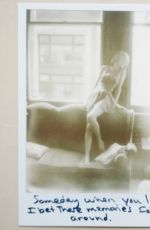 TAYLOR SWIFT - 1989 Album Polaroids