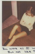 TAYLOR SWIFT - 1989 Album Polaroids