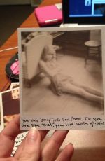 TAYLOR SWIFT - 1989 Album Polaroids