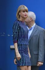 TAYLOR SWIFT Arrives at Good Morning America in New York