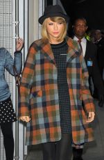 TAYLOR SWIFT Arrives at the Shard in London