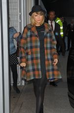 TAYLOR SWIFT Arrives at the Shard in London