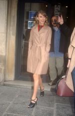 TAYLOR SWIFT Leaves a Studio in Paris
