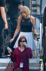 TAYLOR SWIFT Leaves Jimmy Kimmel Live in Hollywood