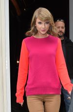 TAYLOR SWIFT Leaves Sketch Restaurant in London