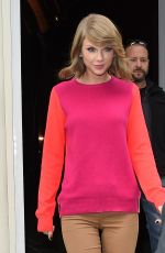 TAYLOR SWIFT Leaves Sketch Restaurant in London