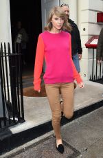 TAYLOR SWIFT Leaves Sketch Restaurant in London