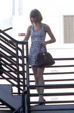 TAYLOR SWIFT Out and About in New York 2910