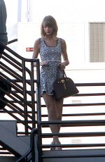 TAYLOR SWIFT Out and About in New York 2910