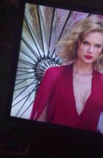TAYLOR SWIFT - People Magazine