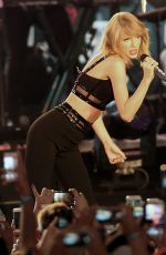 TAYLOR SWIFT Performs at Jimmy Kimmel Live in Hollywood
