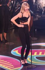TAYLOR SWIFT Performs at Jimmy Kimmel Live in Hollywood