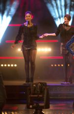 TAYLOR SWIFT Performs on Le Grabd Journal in Paris