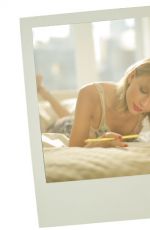 TAYLOR SWIFT - Target Promos