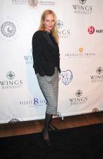 UMA THURMAN at 2014 Wings Worldquest Women of Discovery Awards