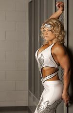 WWE DIVA THROWBACKS