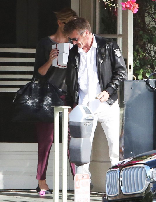 CHARLIZE THERON and Sean Penn