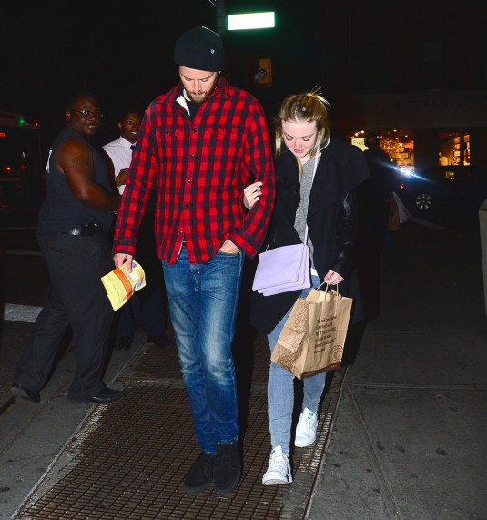 DAKOTA FANNING and Jamie Strachan