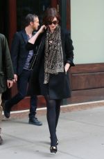 ANNE HATHAWAY and Adam Shulman Leaves Their Hotel in New York