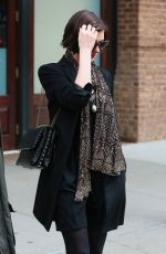 ANNE HATHAWAY and Adam Shulman Leaves Their Hotel in New York