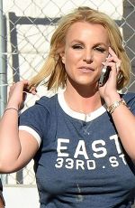 BRITNEY SPEARS Arrives at Vons Supermarket in Los Angeles