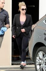 BRITNEY SPEARS Leaves a Gym in Westlake Village 1911